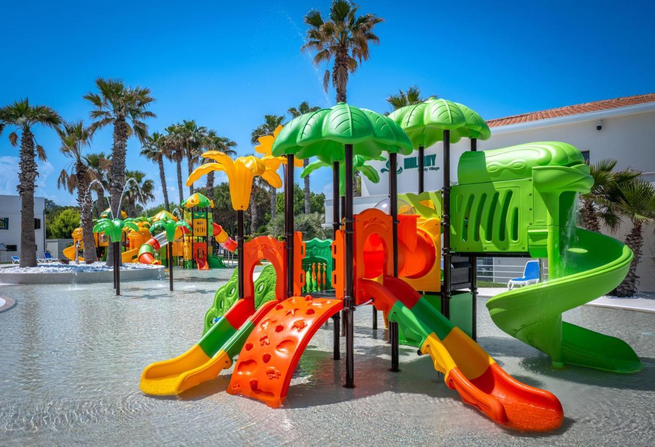 Holiday Family Village Порто-Сант'Эльпидио Экстерьер фото