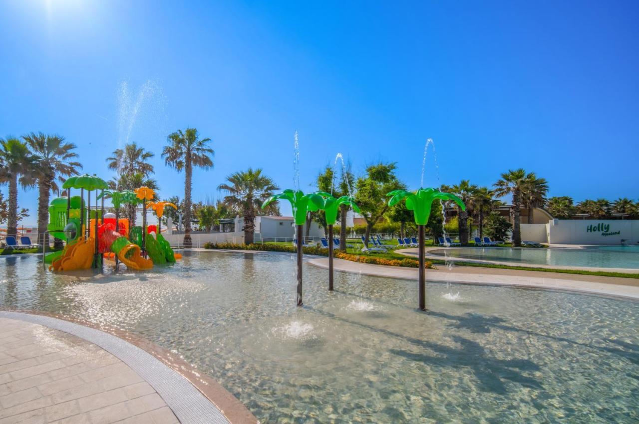 Holiday Family Village Порто-Сант'Эльпидио Экстерьер фото