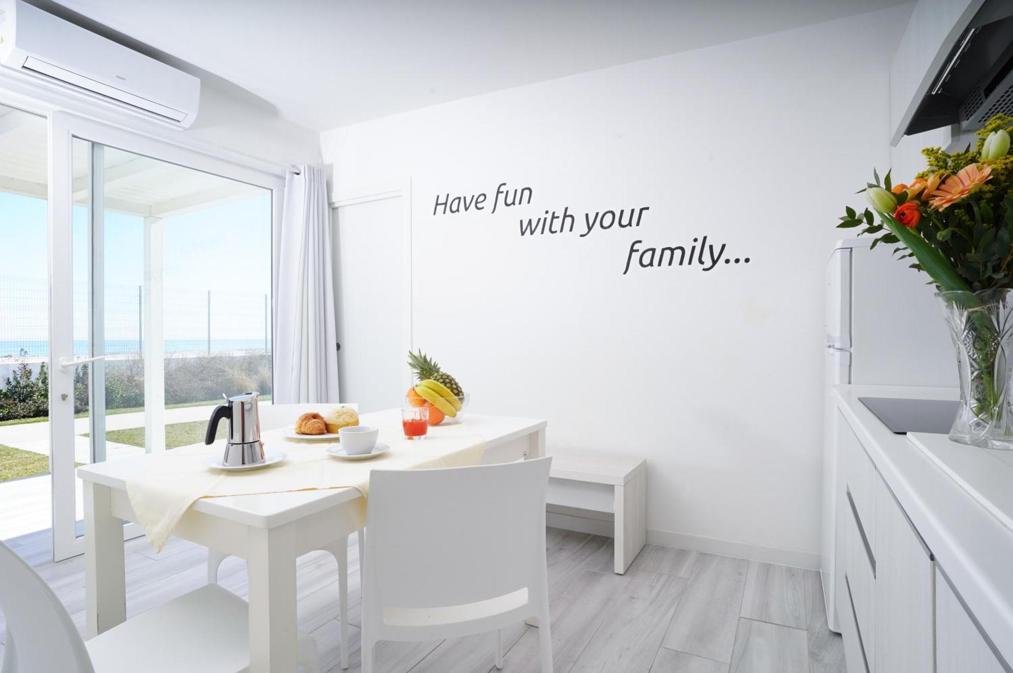 Holiday Family Village Порто-Сант'Эльпидио Экстерьер фото